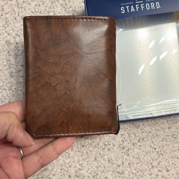 NWT Stafford Brown Leather Wallet - Picture 4 of 5